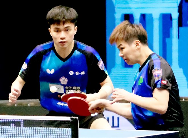 用力量和行 用力量和行