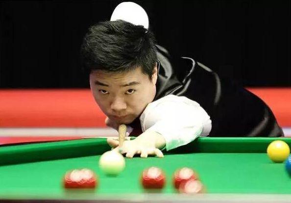 隔空传情 隔空传情