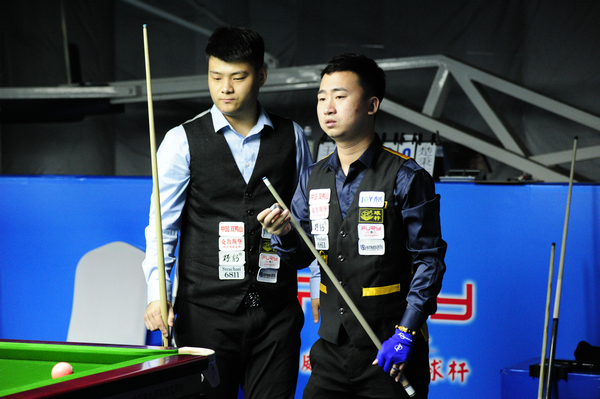 仅显示了他 仅显示了他